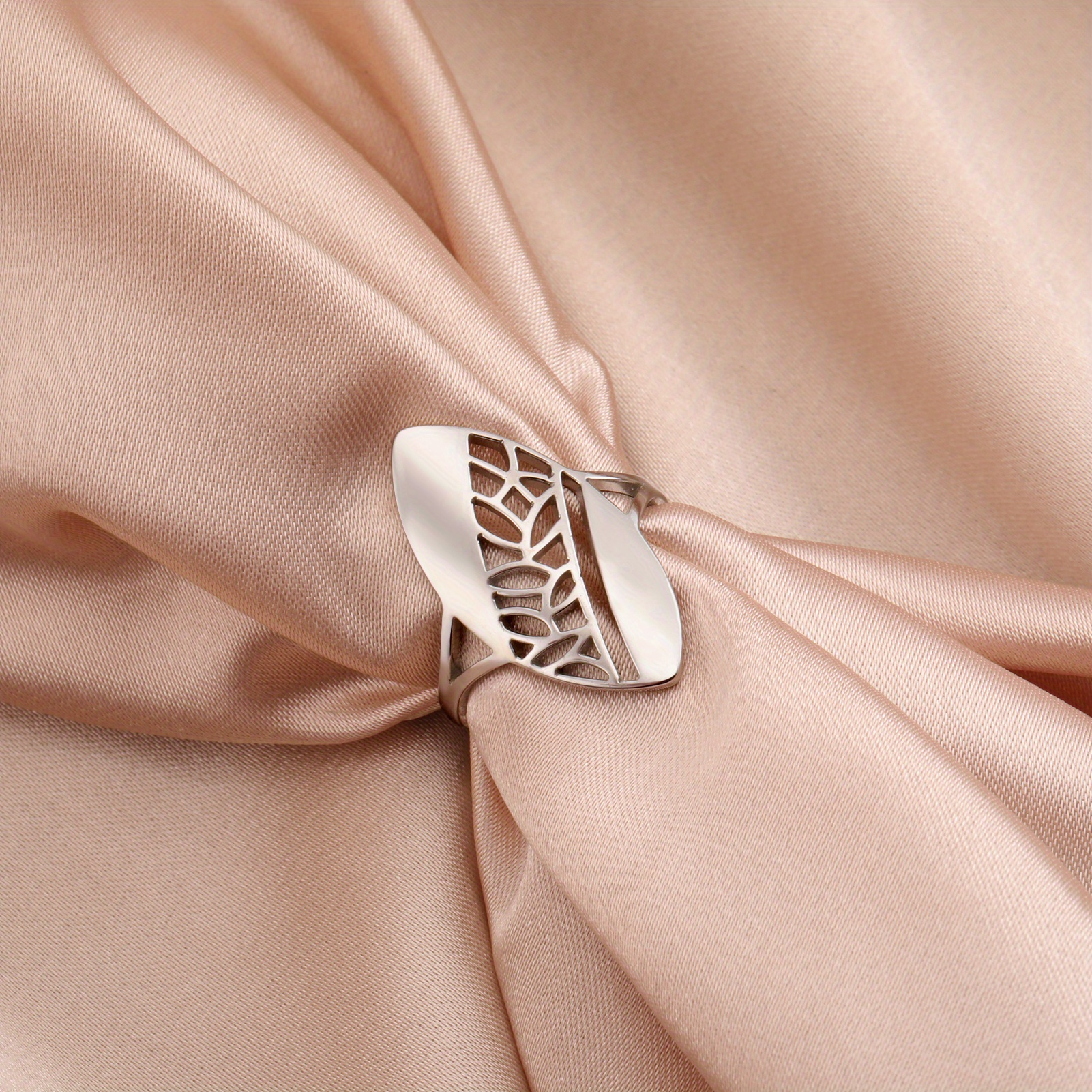 Women's Vintage Geometric Stainless Steel Golden Ring